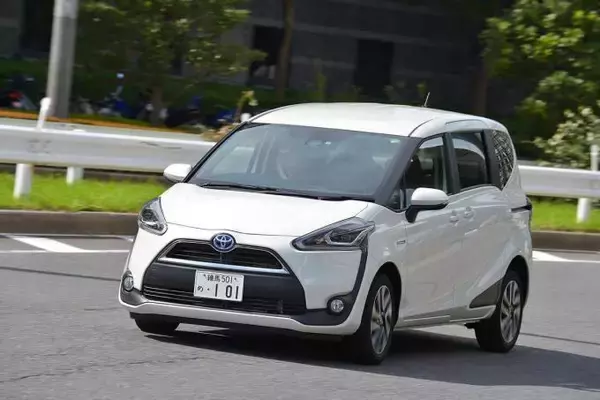 「イマドキは電動なだけじゃ足りない！　プラスαの機能が便利すぎる「スライドドア車」５選」の画像