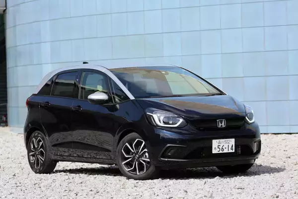 「アクア」から「フィット」など他メーカー車への乗り替えは「下取り」で損をする？