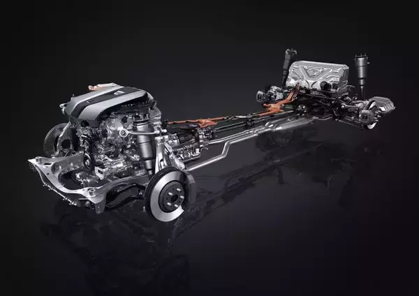 「新型レクサスLSが世界初公開！　静粛性と乗り心地を進化させ最先端の高度運転支援技術も搭載」の画像