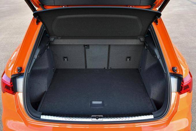 新型アウディQ3が8月19日に発売！　SUV初となるスポーツバックも設定