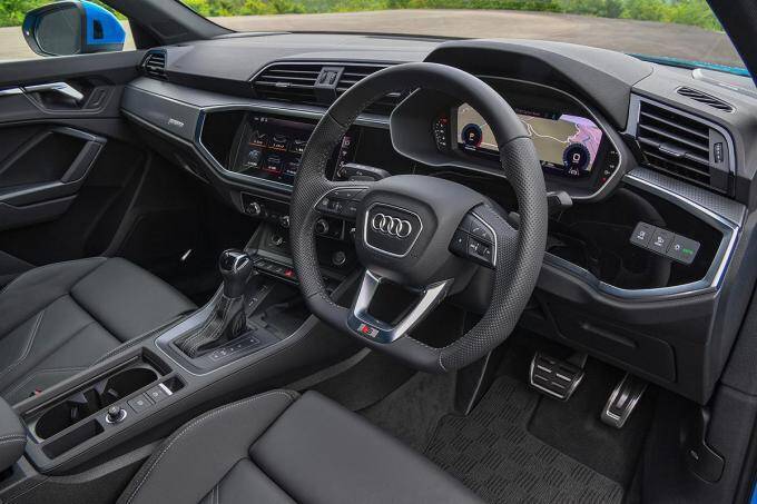 新型アウディQ3が8月19日に発売！　SUV初となるスポーツバックも設定