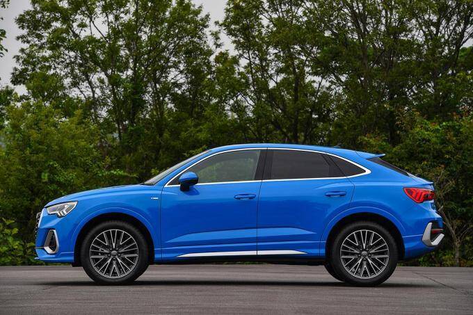 新型アウディQ3が8月19日に発売！　SUV初となるスポーツバックも設定