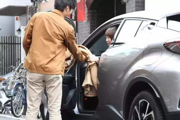 昔の常識では恥をかく！　コロナ禍で急増中のドライブデートで「本当に女子が求める」６つのエスコートとは