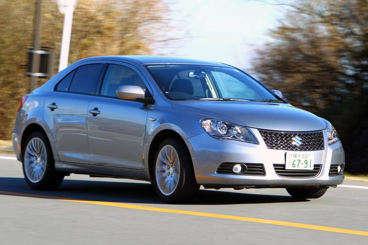 セダンの復権を狙うがあえなく撃沈！　１代限りで消えた「残念な」21世紀のチャレンジャー４選