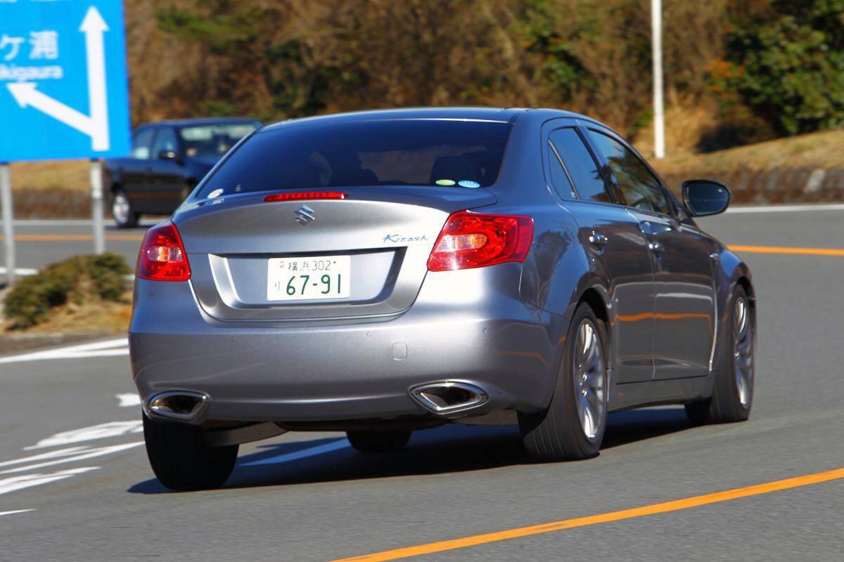 セダンの復権を狙うがあえなく撃沈！　１代限りで消えた「残念な」21世紀のチャレンジャー４選