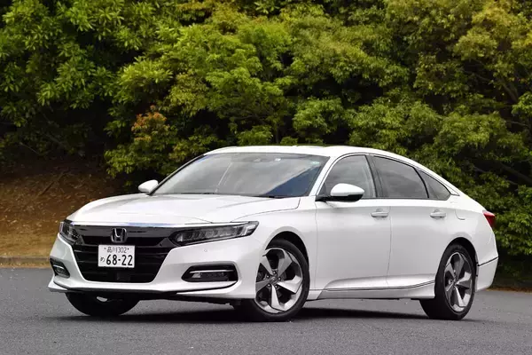 「キックスは4WD車なし！　アコードは1グレードのみ！　割り切りすぎた「グレード構成」が残念なクルマたち」の画像