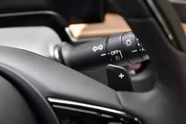 「これってコンセプトカー？　まもなく発売のHonda eがあまりに未来的すぎた！　【詳細紹介】」の画像