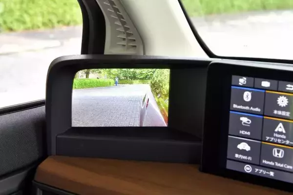 「これってコンセプトカー？　まもなく発売のHonda eがあまりに未来的すぎた！　【詳細紹介】」の画像