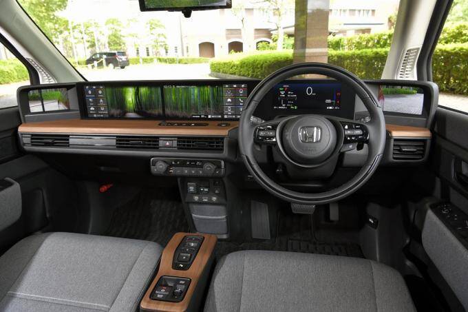 これってコンセプトカー？　まもなく発売のHonda eがあまりに未来的すぎた！　【詳細紹介】