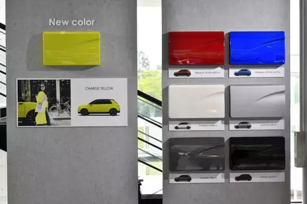 「これってコンセプトカー？　まもなく発売のHonda eがあまりに未来的すぎた！　【詳細紹介】」の画像