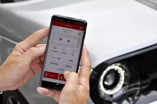 「これってコンセプトカー？　まもなく発売のHonda eがあまりに未来的すぎた！　【詳細紹介】」の画像