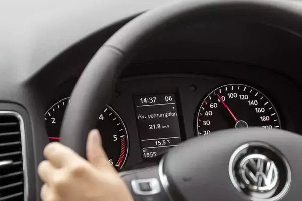 「常に「D」は不経済！　AT車でも積極的に「ギヤチェンジ」すべき理由とは」の画像