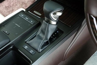 常に「D」は不経済！　AT車でも積極的に「ギヤチェンジ」すべき理由とは