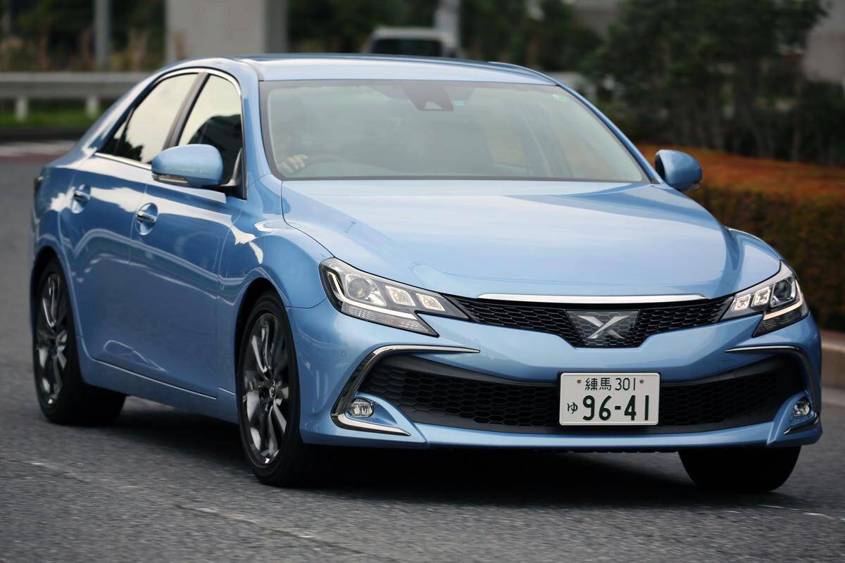 カローラにレガシィにプリウスまで！　スーパーGTに参戦した「4ドア」ベースのマシン６台