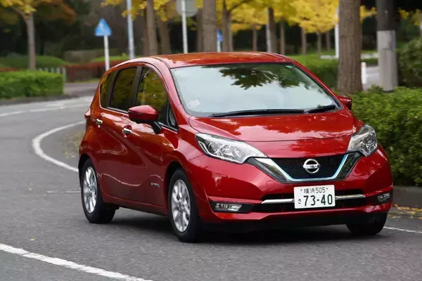 「「嫌味」なく「デキる感」を演出！　男子からの評価もあがる女子が選んで間違いないクルマ５台」の画像