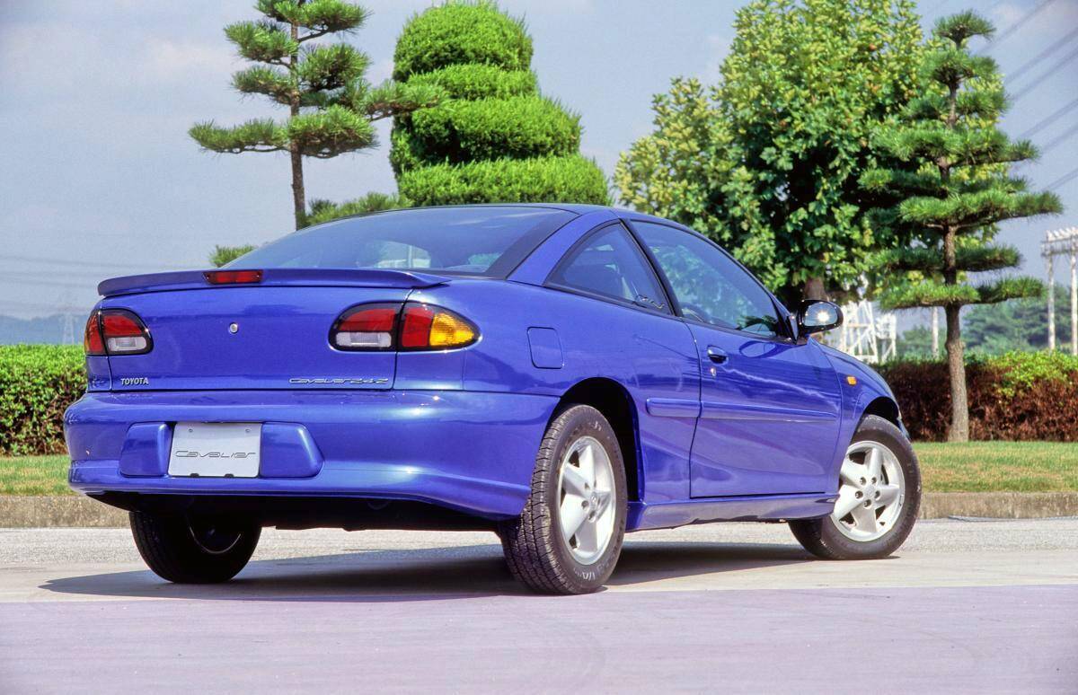 コンセプト不明！　「誰向け」かわからず「販売不振」で消えたクルマ５選