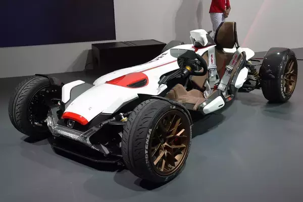 「「乗りたい」「欲しい」と話題沸騰！　それでも「市販」されなかった「幻の」コンセプトカー５台」の画像