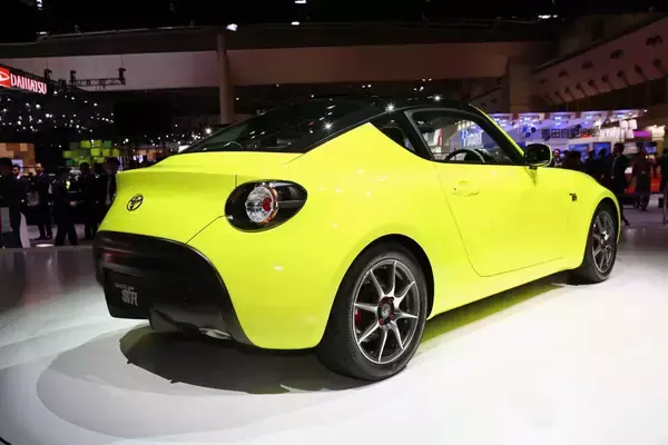 「「乗りたい」「欲しい」と話題沸騰！　それでも「市販」されなかった「幻の」コンセプトカー５台」の画像