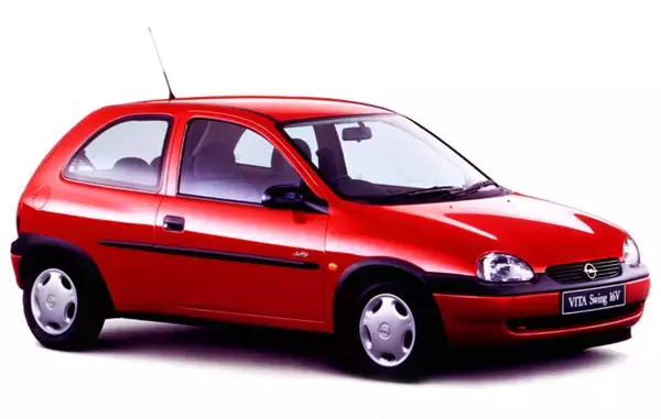 「そのとき何が起こった？　突然火が付き「売れに売れた」マイナー輸入車３台」の画像