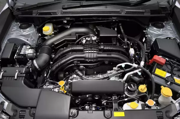 「乗った瞬間「走りマニア」も唸る！　実用車の「仮面」を被った「隠れスポーティ」名車５選」の画像