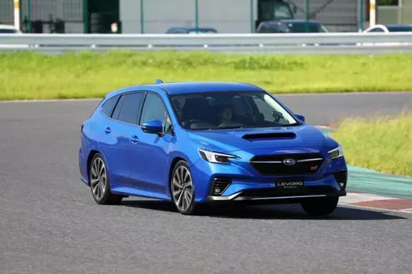 「【試乗】新型レヴォーグプロトは高級感と快適性が抜群！　ハンドリングのリニアさも最高」の画像