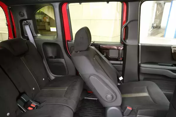 「ライバルに「劣る」面も結構ある！　それでもホンダN-BOXが圧倒できる「挫折の経験」とホンダならではの強み」の画像