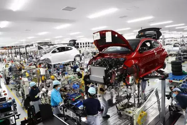 「レーシングドライバーでも目隠しされたらわからない製品精度！　GRヤリス「生産の秘密」とは」の画像