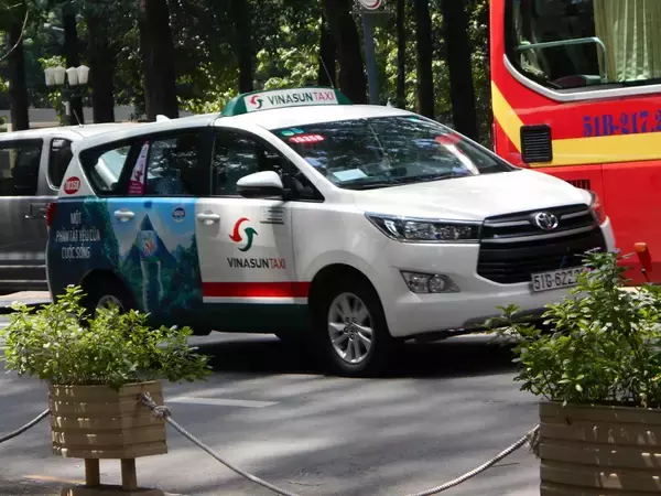 「日本に負けじと百花繚乱！　多様化が進む「世界のタクシー」車種事情」の画像