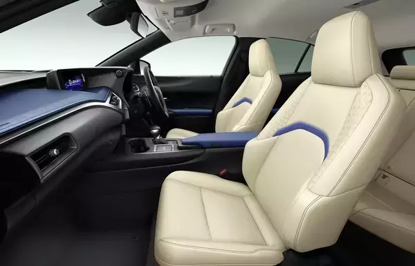 レクサスUXが一部改良し機能性などを向上　さらに特別仕様車「アーバン・エレガンス」も設定