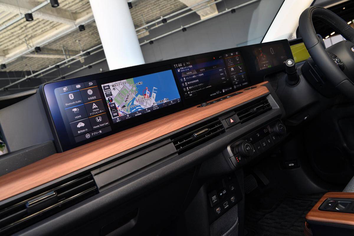 Honda eは単なるEVじゃない！　カーライフのあり方を変える「面白すぎる」１台【試乗】