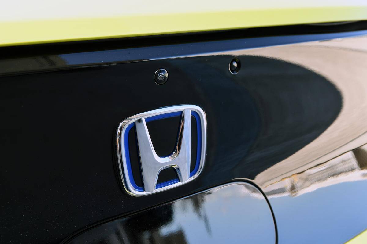 Honda eは単なるEVじゃない！　カーライフのあり方を変える「面白すぎる」１台【試乗】