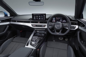 大きくイメージチェンジ！　アウディA4シリーズが初の大幅改良を実施