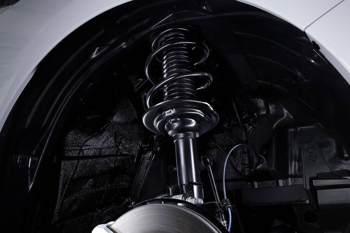 スバル・インプレッサ改良モデルが発売！　e-BOXERやSTI Sportを追加設定