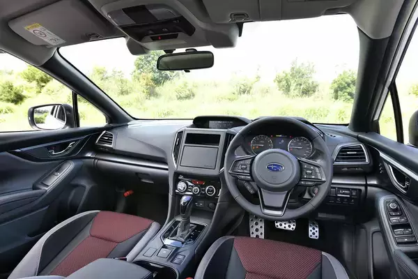 「スバル・インプレッサ改良モデルが発売！　e-BOXERやSTI Sportを追加設定」の画像