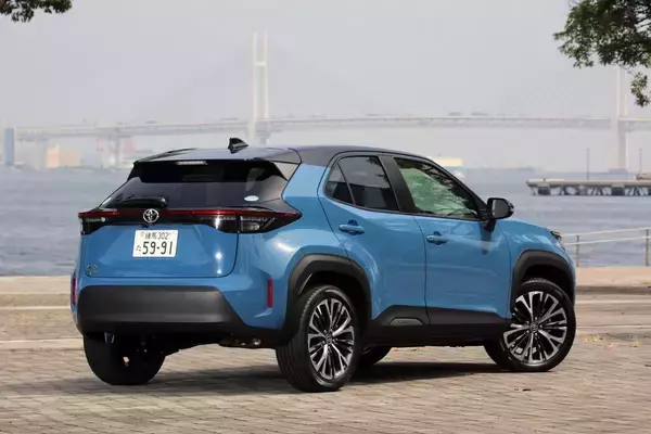 「C-HRがあるのにヤリス クロスって必要？　「悩ましく」みえてじつは「キャラかぶり」してない両車の選び方」の画像