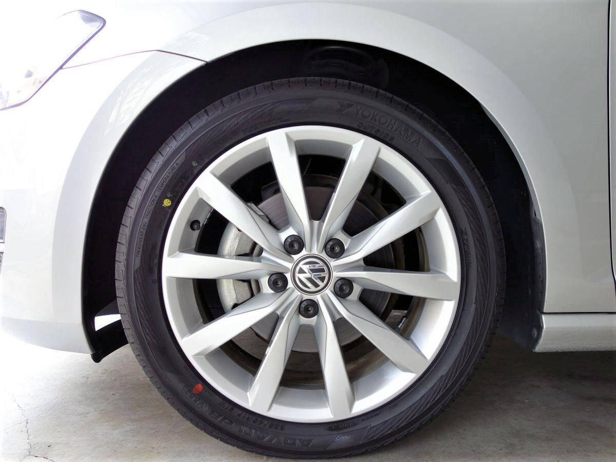 犬も人も長距離ドライブ後に元気ハツラツ！　「タイヤだけでこんなに変わるのか」を実体験した