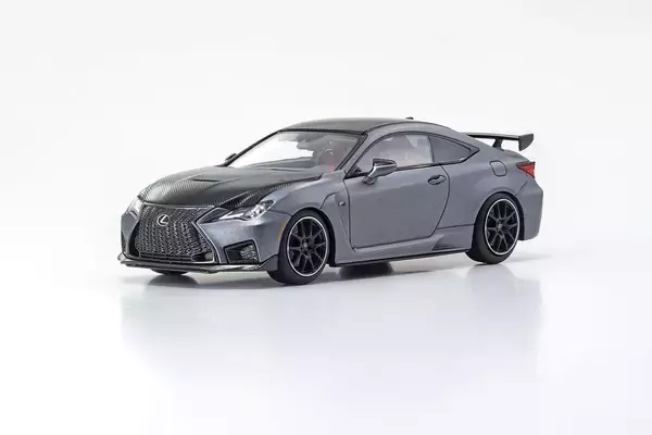 「京商モデルカーの最新作「レクサスRC F」が43分の1スケールで発売！　高性能バージョンをモデル化」の画像