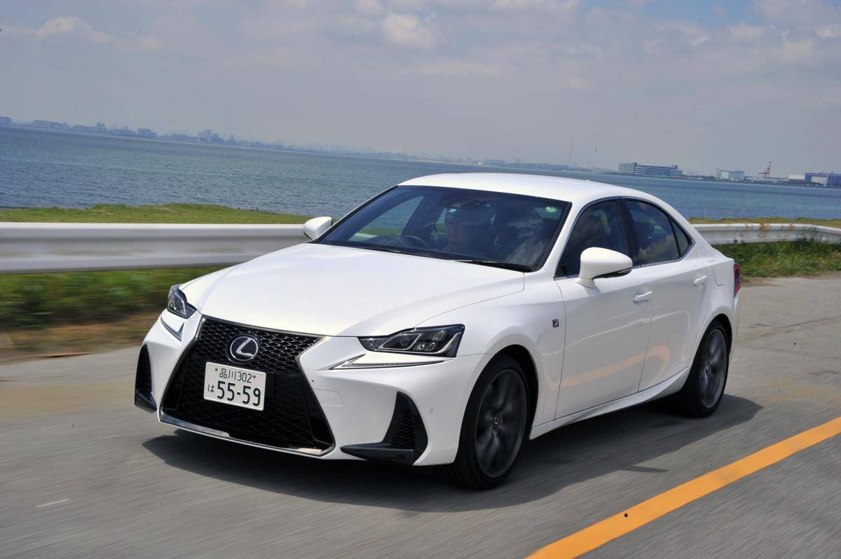 もはや「別グルマ」なみの変貌ぶり！　でもじつは「マイナーチェンジ」だった衝撃の国産車５選