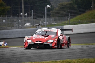 市販車との共通部品はドアノブとエンブレムだけ！　燃費はリッター2km！　スーパーGTマシン「GRスープラ」の秘密