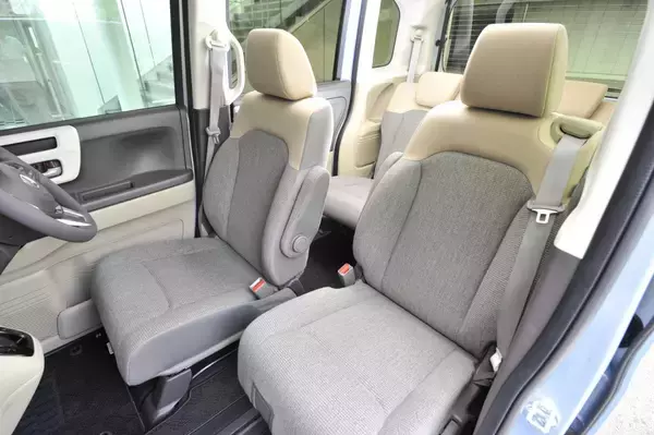 「ホンダN-BOXの詳細を解説！　ライバル車との比較も」の画像