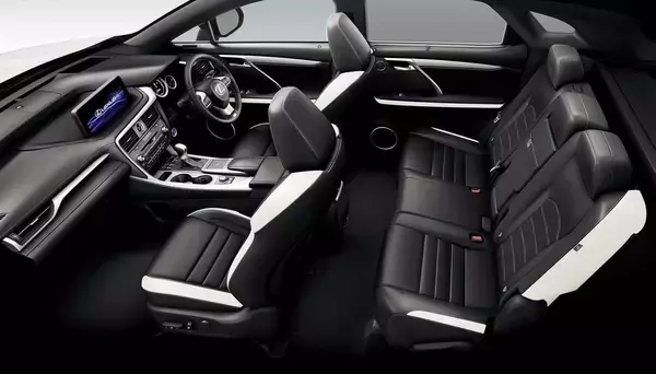 「国産高級SUVの先駆者！　レクサスRXが愛される秘密を解説」の画像