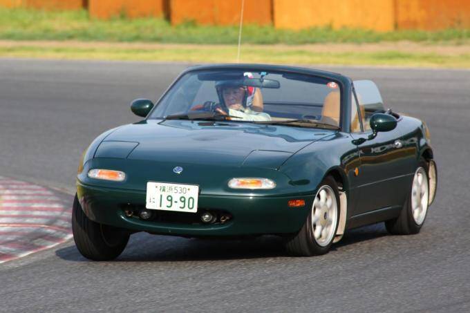 いま価格高騰しまくりの王道名車がズラリ！　50代の「青春時代」を彩ったスポーツカー４選