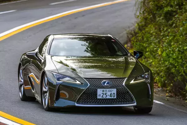 「空前の「お尻ブーム」はクルマにも波及！　思わず追尾したくなるいまどきの美尻カー５選」の画像