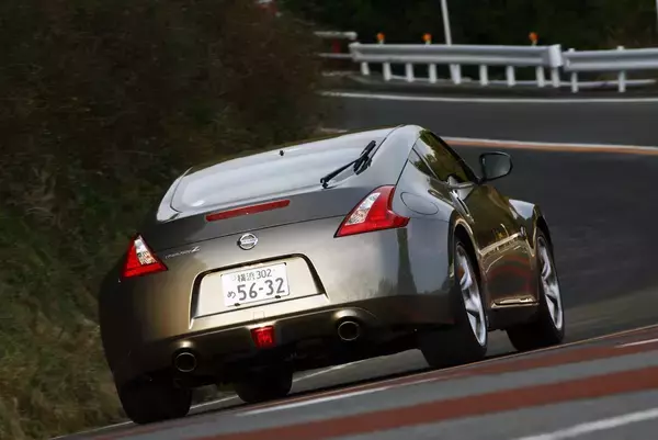 「空前の「お尻ブーム」はクルマにも波及！　思わず追尾したくなるいまどきの美尻カー５選」の画像