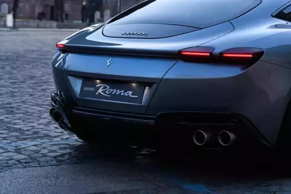 「空前の「お尻ブーム」はクルマにも波及！　思わず追尾したくなるいまどきの美尻カー５選」の画像