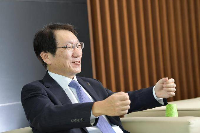 「この先登場するクルマは？」「自社のクルマをどう思う？」　三菱自動車の加藤CEOに直撃！