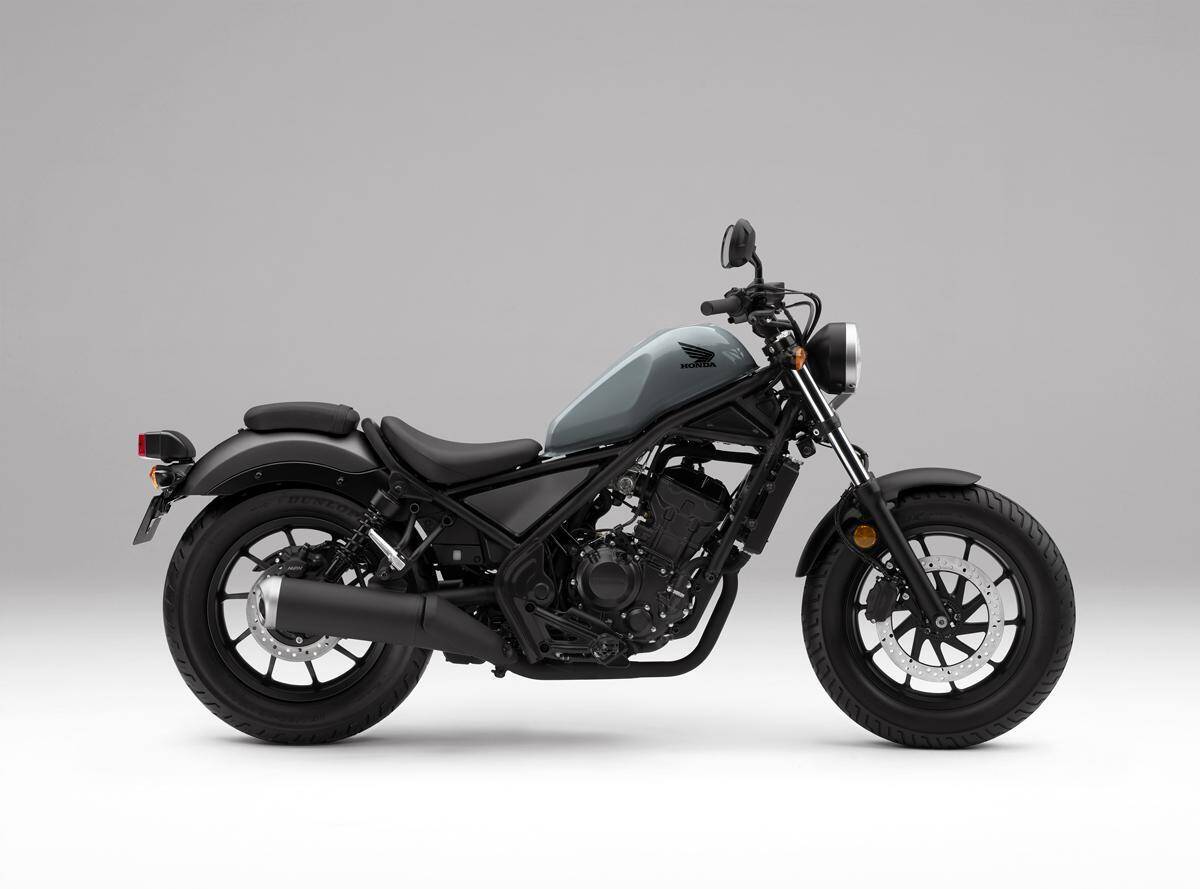 なんと「色」で70万円も！　バイクが買えるほどの「有料ボディカラー」とその採用国産車３台