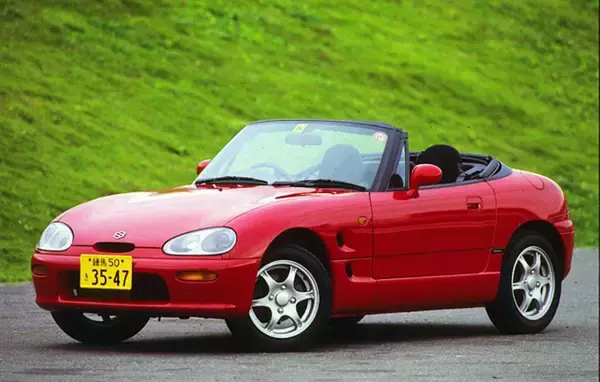 「そんなのあった？　クルマ好きでも「忘れがち」な「レア度満点」の国産オープンカーたち」の画像