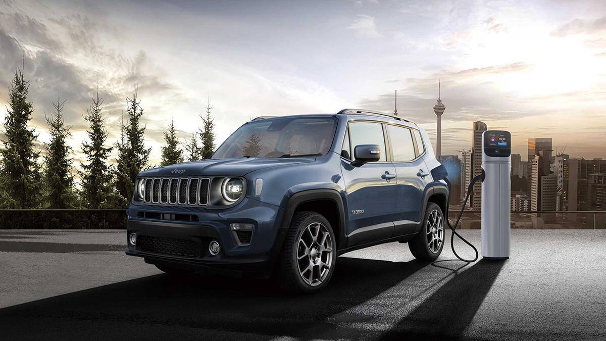 最初は「イロモノ」扱いも気づけば「ベンチマーク」に！　世界に影響を与えたプリウスやリーフは偉大だった