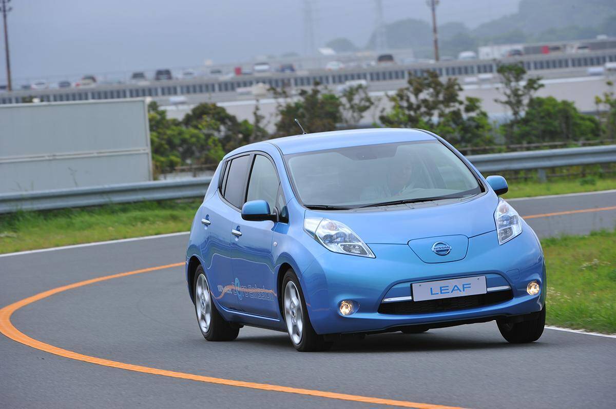 最初は「イロモノ」扱いも気づけば「ベンチマーク」に！　世界に影響を与えたプリウスやリーフは偉大だった